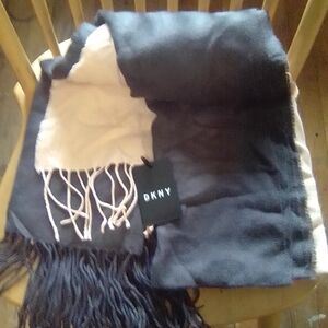 DKNY Gray and White Scarf